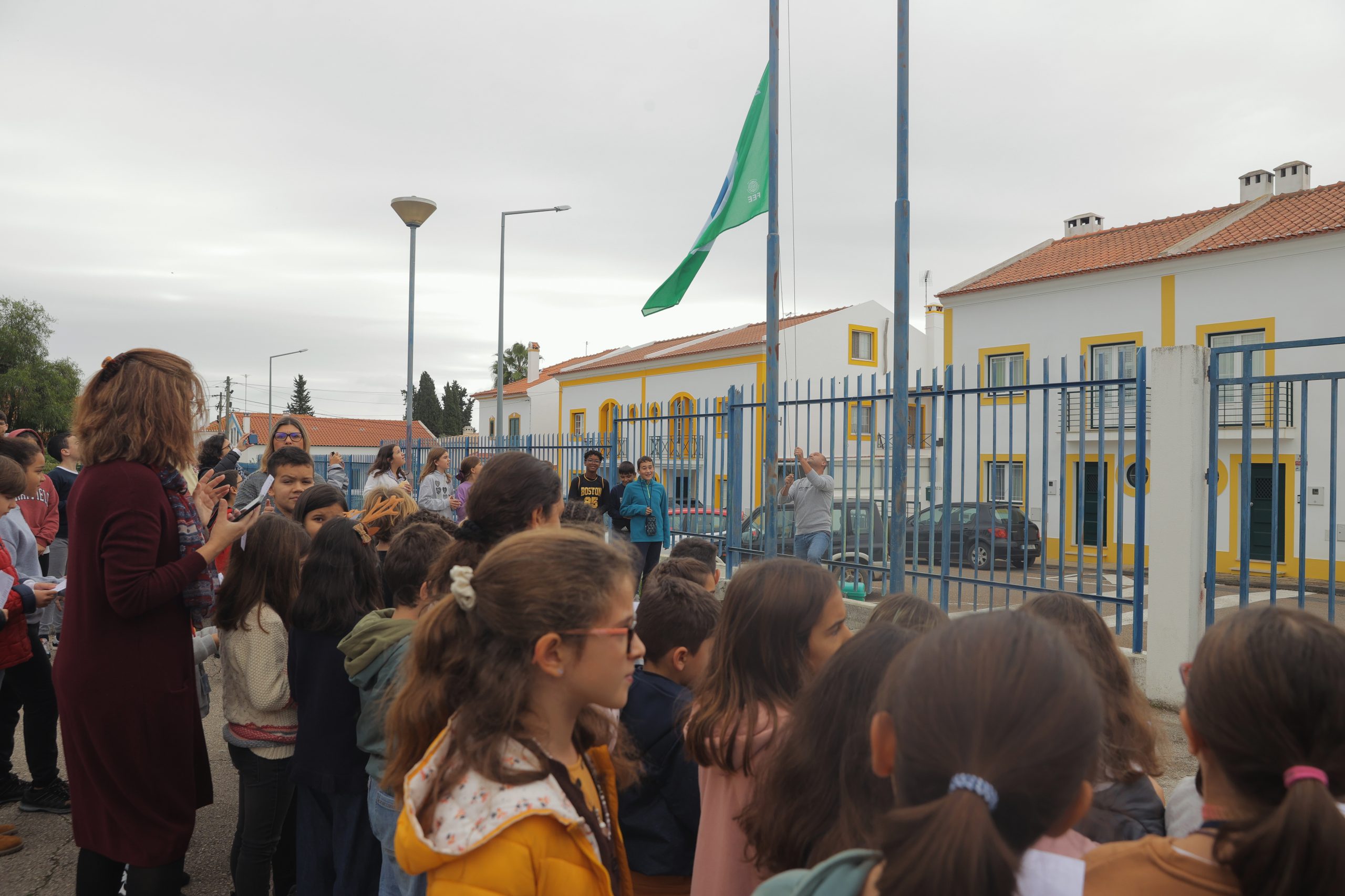 EB Pedro Nunes realizou hastear da bandeira Eco-Escolas na manhã de hoje